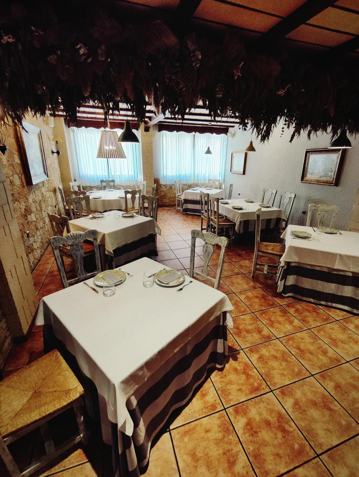 Hostal La Posada Torrellano Exterior photo